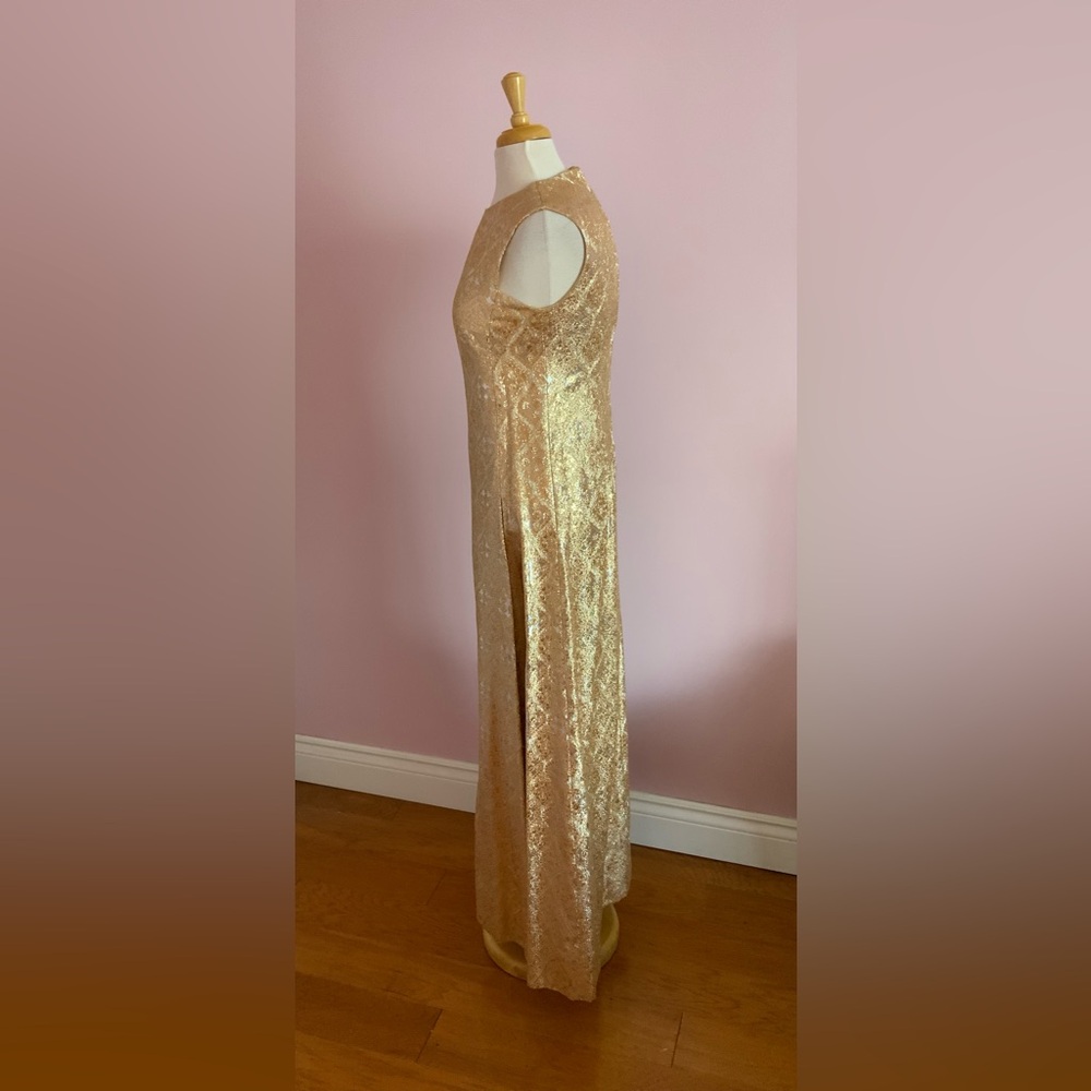 Spectacular Vintage Gold Evening Gown - Picture 4 of 11
